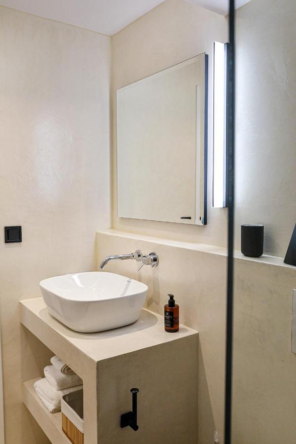 The First Key Luxury & Small Apartment In The Center Of Xanthi Eksteriør billede